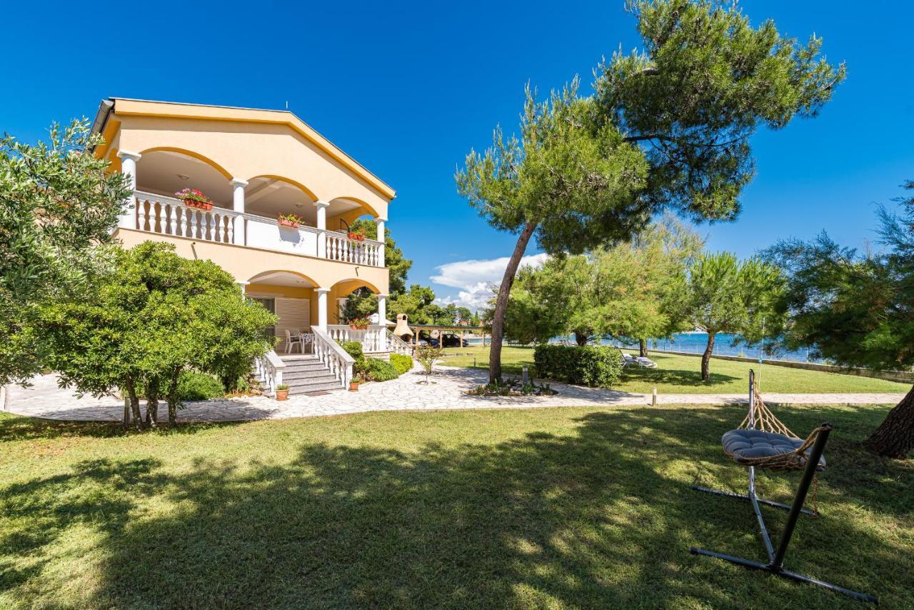 Beach Apartments Villa Kaya Sukošan Екстериор снимка