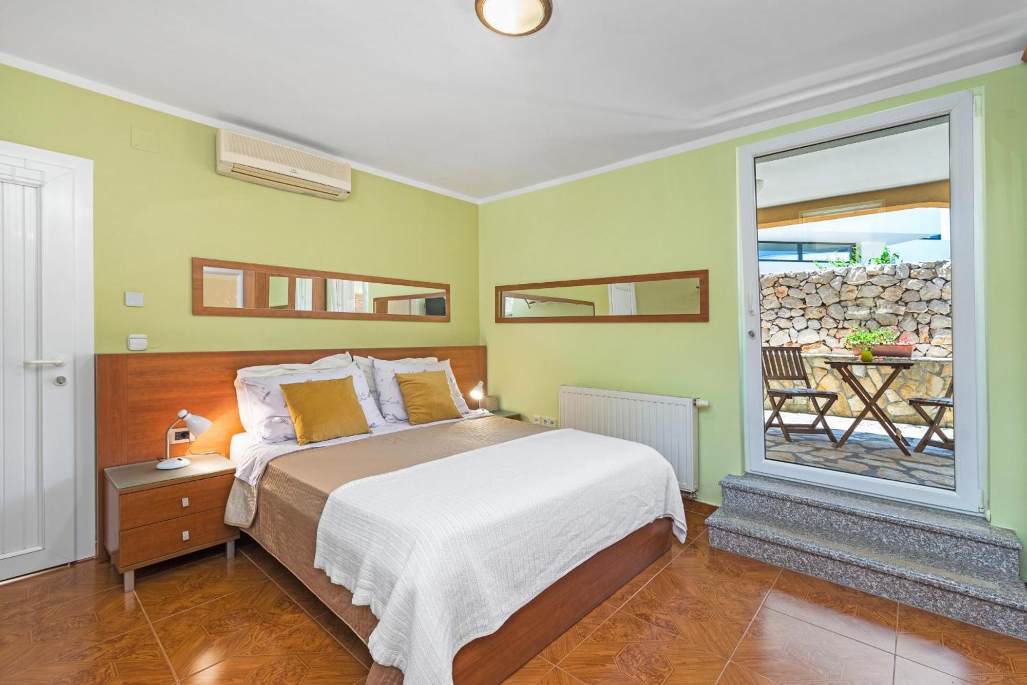 Beach Apartments Villa Kaya Sukošan Стая снимка