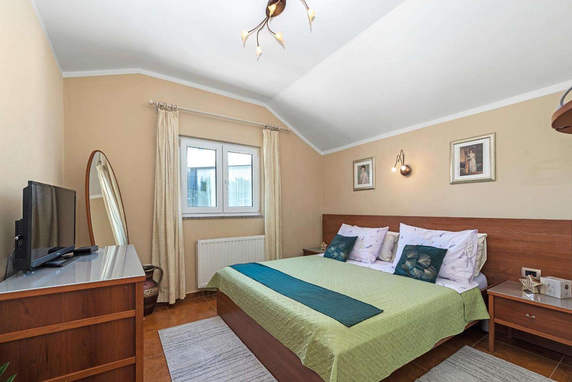Beach Apartments Villa Kaya Sukošan Стая снимка